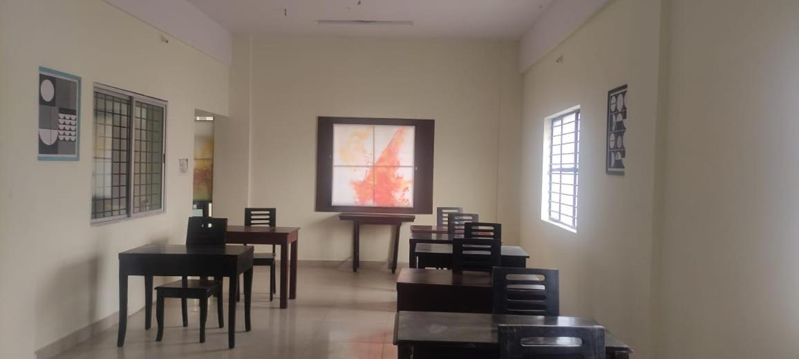 بنغالور Abuzz Oxfordcaps Bannerghatta المظهر الخارجي الصورة